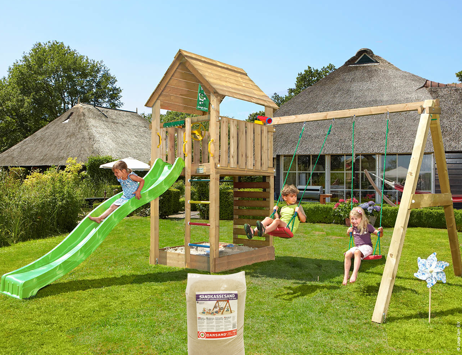 Legetårn Jungle Gym Cabin med Grøn Rutsjebane og Sand