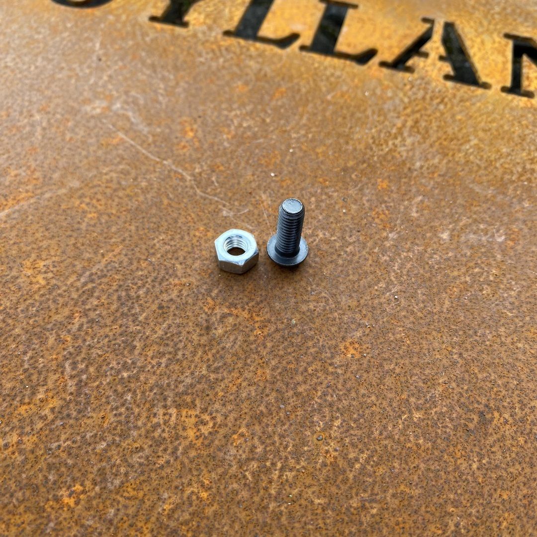 Sæt Med 10x Bolter   Møtrikker  Burton Head