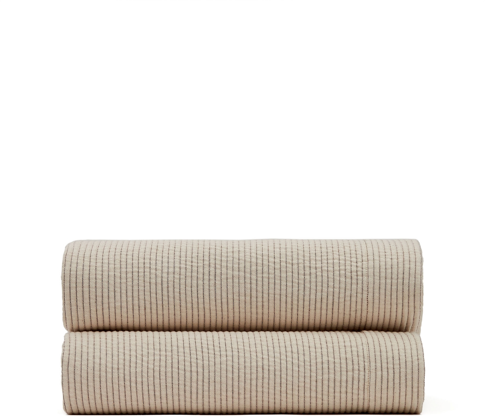 Elegant beige sengetæppe fra Kave Home - Bedar 260x180 cm