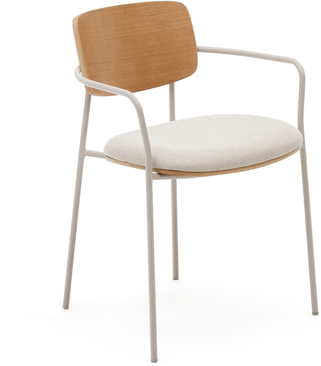 Elegant beige spisebordsstol med armlæn – Kave Home Maureen
